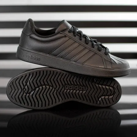 Tênis Streetwear Black Skate Retrô Couro Sintético adidas